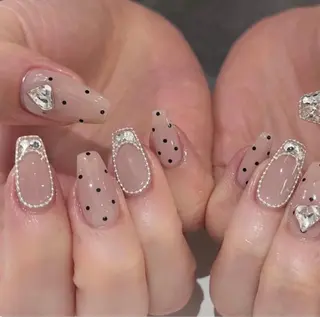 ネイル クイーンズネイル銀座所属・Queeens nailのネイルデザイン