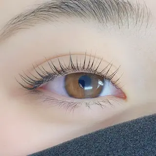 マツエク・マツパ LULU昭島所属・チヒロ Eyelistのマツエク・マツパデザイン