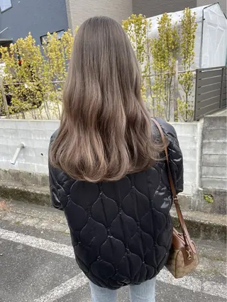 セミロング suii..hair designのヘアスタイル