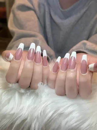 ネイル ANNA NAIL SALON所属・サン サンのネイルデザイン