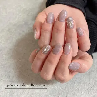 ネイル BONHEUR Annaのネイルデザイン