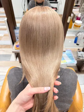 ロング カラー 福吉 雛乃のヘアスタイル