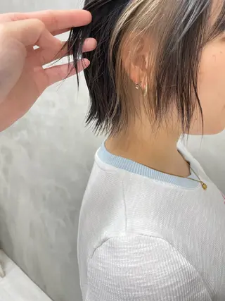 ショート カラー KANA .のヘアスタイル