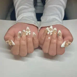 ネイル イーミリー市川店 moekaのネイルデザイン