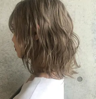 ミディアム カラー ナツミ/透明感カラー /酸性ストレートのヘアスタイル