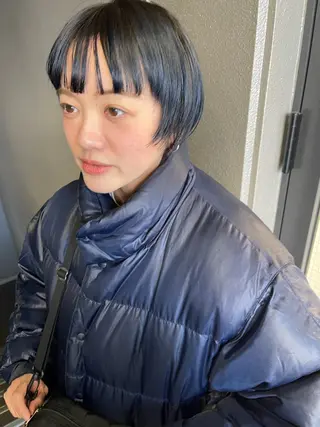 ショート カラー pole/apartment所属・💓パーマ，💗 レイヤーカットのヘアスタイル