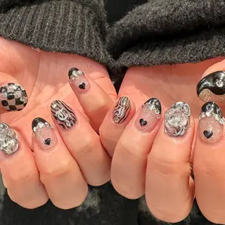 ネイル 個性派ネイル 🌼 ハルカ ♡の眉毛・アイブロウイメージ