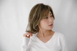 ミディアム Endearing 銀座/レイヤーカットのヘアスタイル