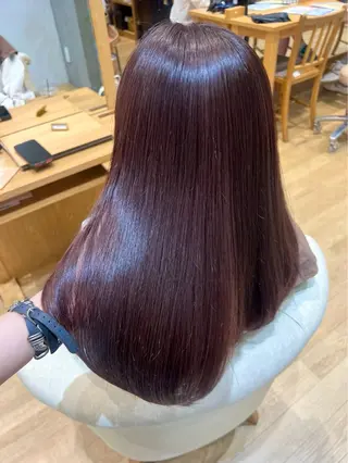 カラー 大野 芽依のヘアスタイル