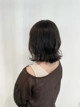 ミディアム カラー ヤマナカ エリカのヘアスタイル