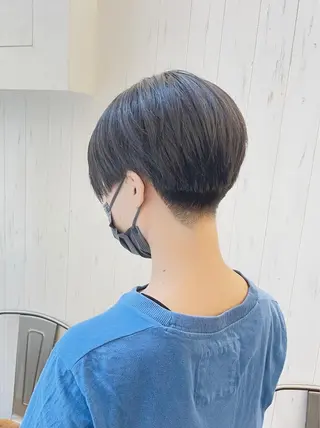 ショート march merryのヘアスタイル