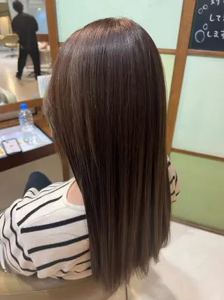 ロング カラー epris所属・木本 歩々乃のヘアスタイル