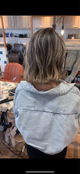 カラー Beyond（kitaro）所属・石井辰功也 フリーランス美容師のヘアスタイル