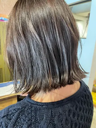 ミディアム さの あやねのヘアスタイル