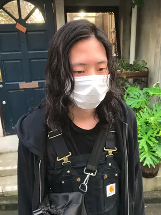 ロング パーマ メンズ 木村陸弥 似合わせ 透明感カラー🌿のヘアスタイル