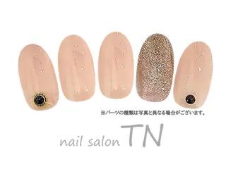 ミディアム 矢川 まどかのネイルデザイン