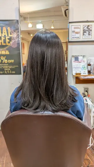 ロング Mars soleil 宝塚駅駅前店所属・浅井 琴音のヘアスタイル