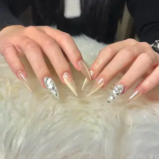 ネイル hohomi .のネイルデザイン