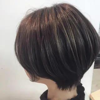 ショート カラー 安永 涼のヘアスタイル