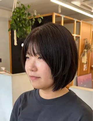 ショート カラー ケアブリーチ/ ハイトーン/牧野のヘアスタイル