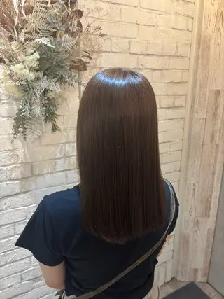 セミロング カラー Sena 🩶 cloe 新宿のヘアスタイル