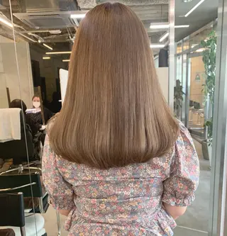 ミディアム カラー 透明感/オリーブ/ グレージュ/YUKAのヘアスタイル