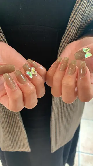 ネイル 佐藤 穂乃香のネイルデザイン