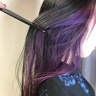 カラー 梅田ハイトーン チダ ヒナノのヘアスタイル