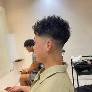 ショート メンズ 清潔感×束感ヘア🔥 メンズ専門篠原のヘアスタイル