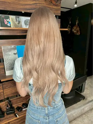 ロング カラー bAteAu所属・💎透明感カラー💎 bAteAu あまねのヘアスタイル