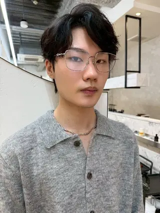 メンズ メンズ ヘアメイク  ハイトーン キャロのヘアスタイル