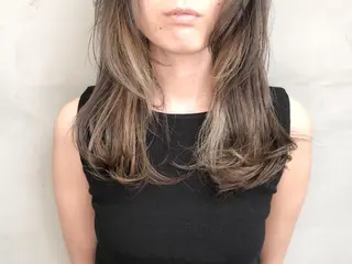 セミロング カラー 【美髪特化 髪質改善サイトウ】のヘアスタイル