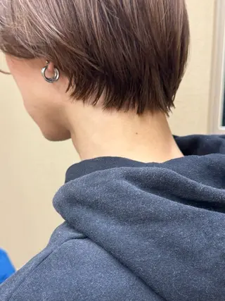 ショート hina 🛋️ブリーチカラーのヘアスタイル