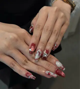 ネイル Fam-er博多店所属・ヒラユ マリアのネイルデザイン