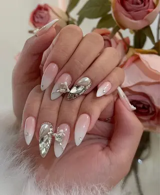 ネイル Lina nail所属・Lunaa 池袋のネイルデザイン