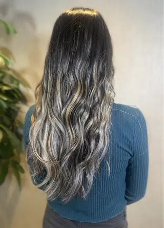 ロング カラー プライベートサロン ノアTAKAのヘアスタイル