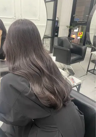 ロング MaisonHALU さくらのヘアスタイル