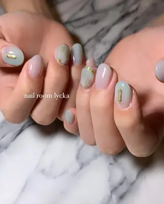 ネイル ﾈｲﾙﾙｰﾑﾘｯｶ 𝐦𝐚𝐲𝐮のネイルデザイン