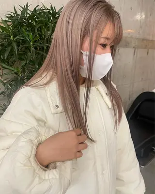 カラー wewe: momoeのヘアスタイル