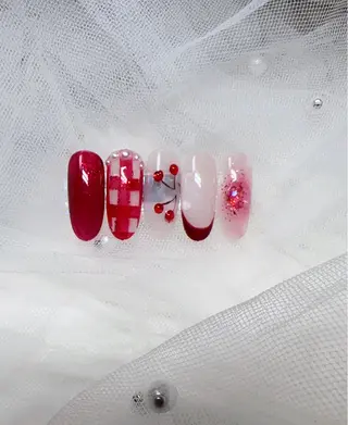 ネイル 高島 夏海のネイルデザイン