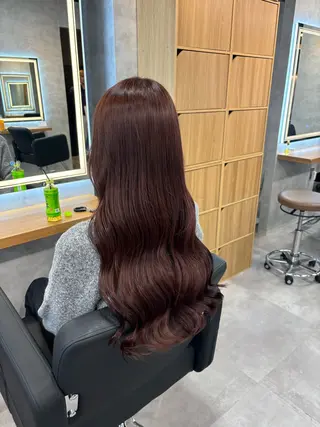 ロング カラー パーマ ヘアアレンジ 透明感ブリーチカラー 🌈TOMOHIROのヘアスタイル