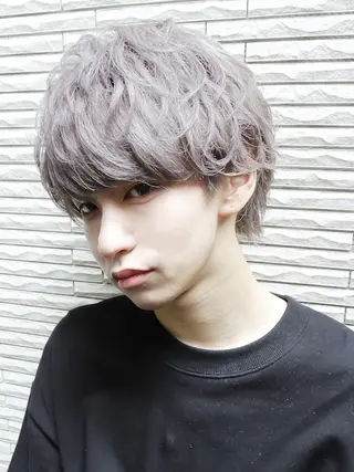 メンズ 韓国風 レイヤーカットのヘアスタイル