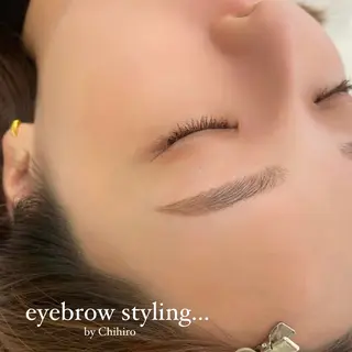 アイブロウ chihiro ୨୧ ‧₊˚のマツエク・マツパデザイン