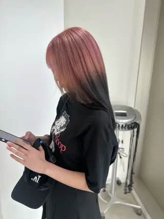 ロング カラー 店長　MANAMI ／ブリーチ／骨格ボブのヘアスタイル