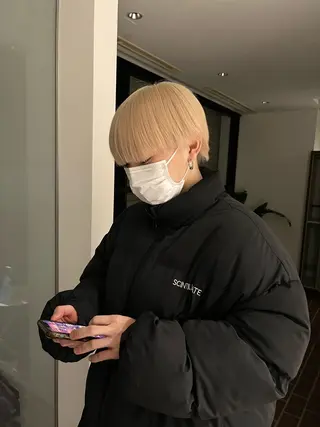 ショート カラー メンズ 髪の修復専門サロン　hair place VIVE所属・KOTA / ハイトーン/髪質改善のヘアスタイル