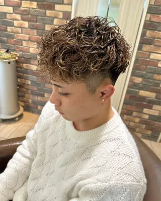 パーマ メンズ メンズパーマ特化🔥 ツイスパ/シャドウのヘアスタイル