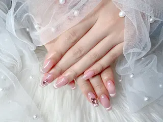 ネイル &ME Momoのネイルデザイン