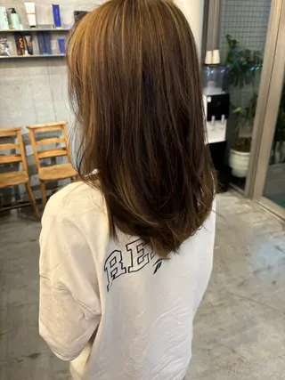 セミロング SHOTA ハイライト/パーマのヘアスタイル