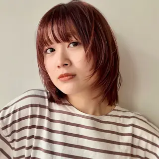 ショート カラー あやめ【顔まわり/レ イヤー/柔らかカラ】のヘアスタイル