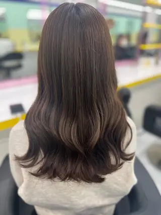 ロング カラー ハイトーンカラー 🦄レイヤーカットのヘアスタイル